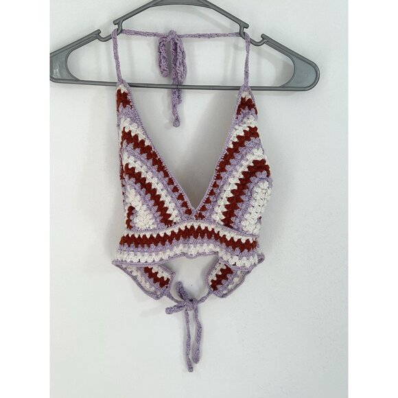 Juniors BP Crochet Halter Top, Size Medium - Picture 13 of 16